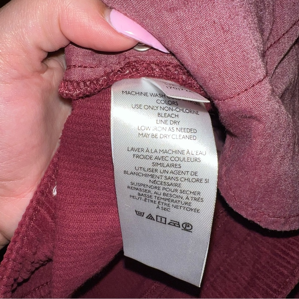 BDG Urban Outfitters Color Corduroy High Waisted Mom Pant in Maroon Size 28 - Picture 9 of 9